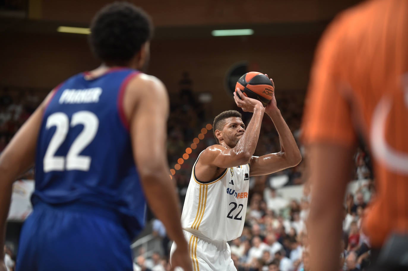 La victoria del Madrid ante el Barcelona en la Supercopa, en imágenes