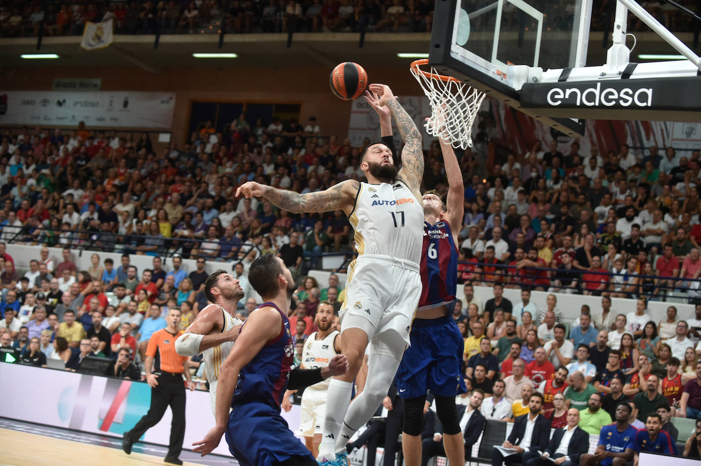 La victoria del Madrid ante el Barcelona en la Supercopa, en imágenes