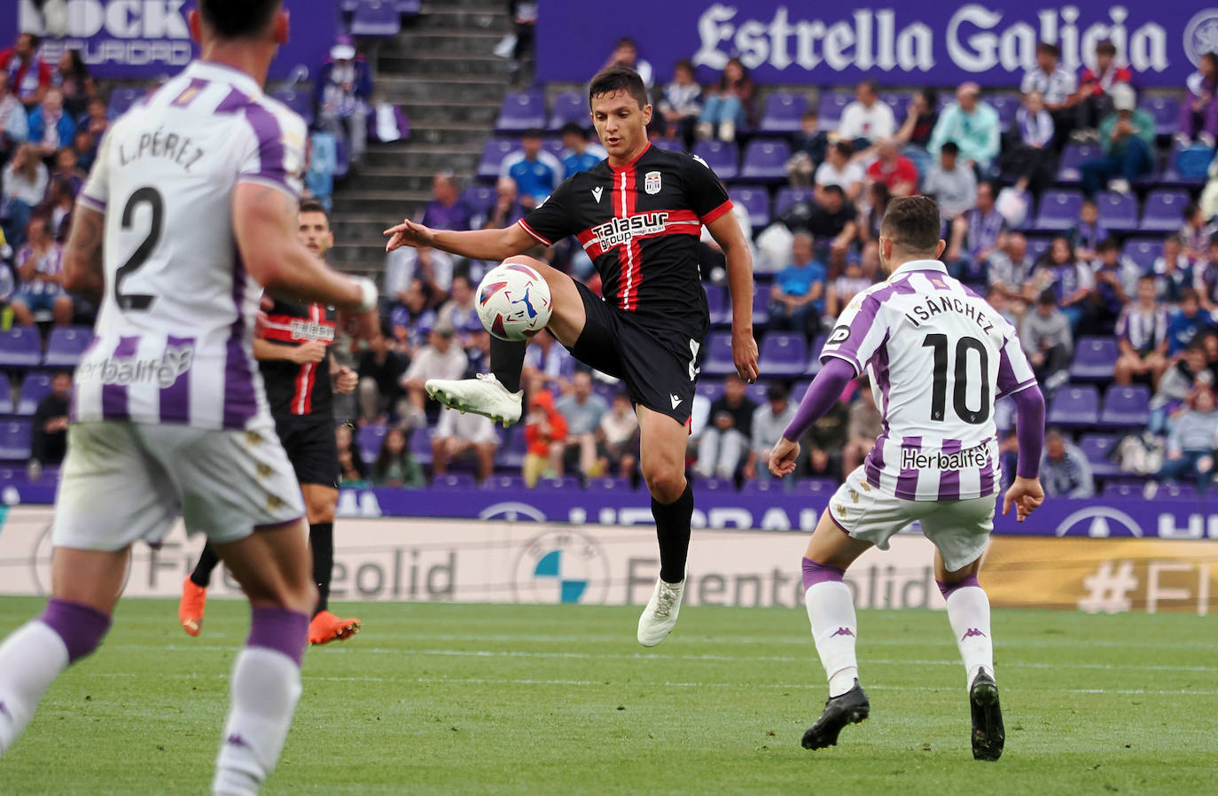 La derrota del Cartagena en Valladolid, en imágenes