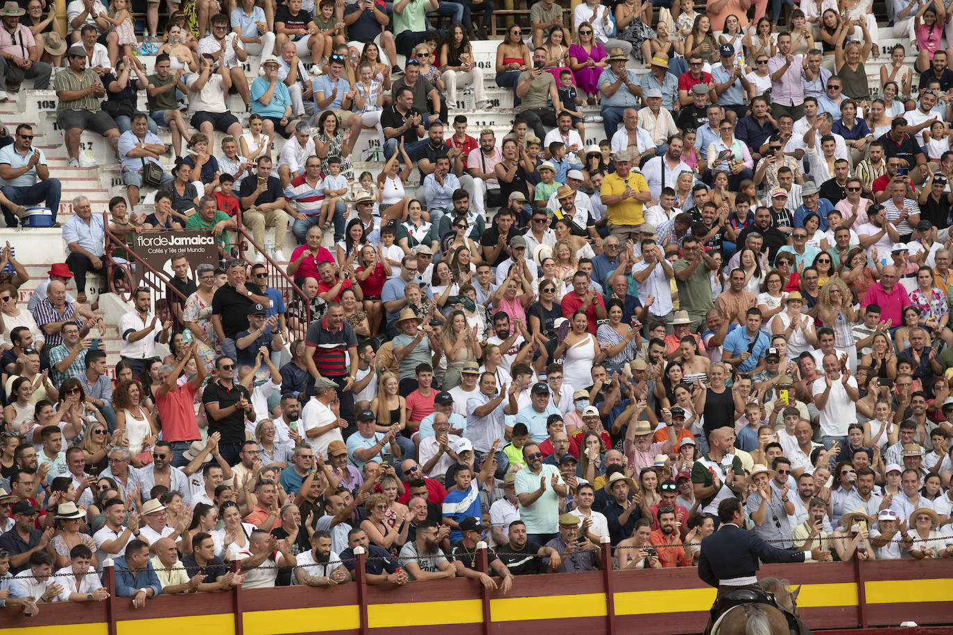 Las imágenes de la corrida de rejones en Murcia