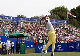 Carlota Ciganda en el 'tee' del 1.