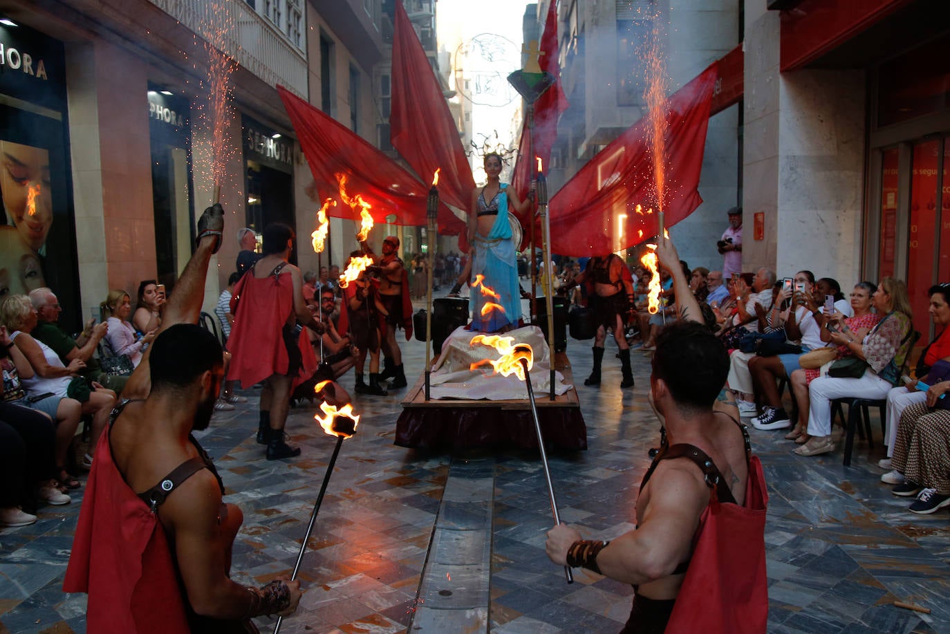 El gran desfile de Carthagineses y Romanos de Cartagena, en imágenes
