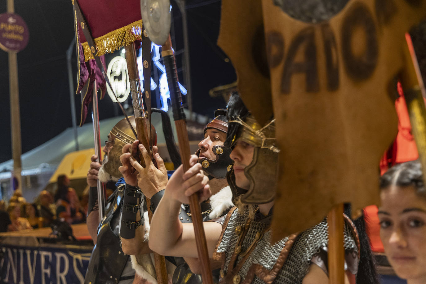 El fuego protagoniza el cierre de Carthagineses y Romanos