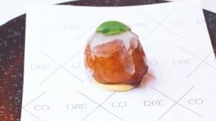 Paripé: bollo esponjoso relleno de olla gitana