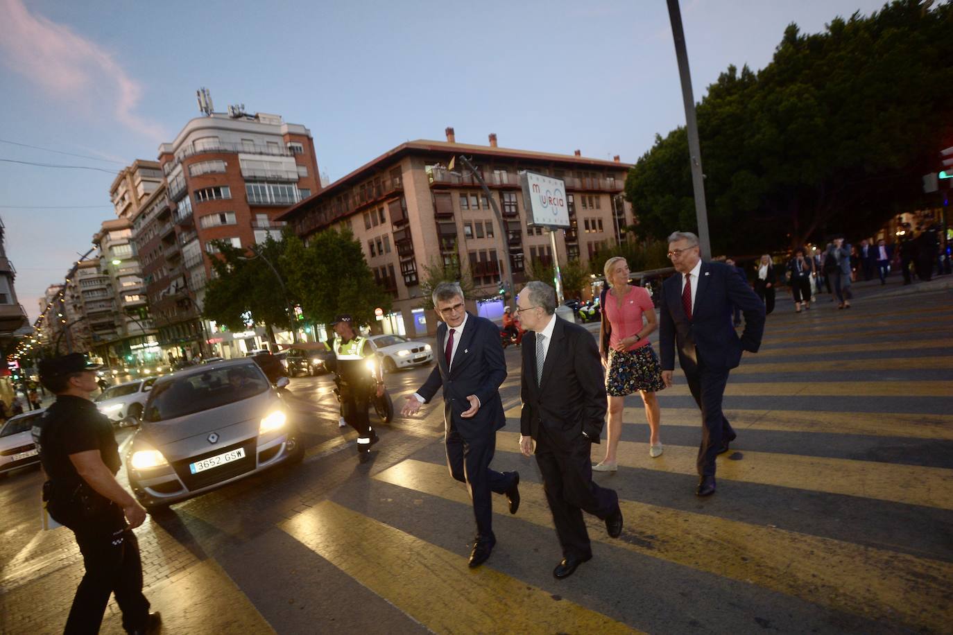 Las imágenes de la llegada de la comitiva de los países miembros de la UE a Murcia