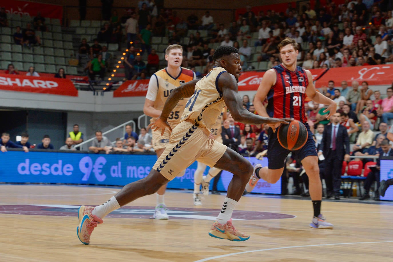 Las imágenes del UCAM-Baskonia (88-76)