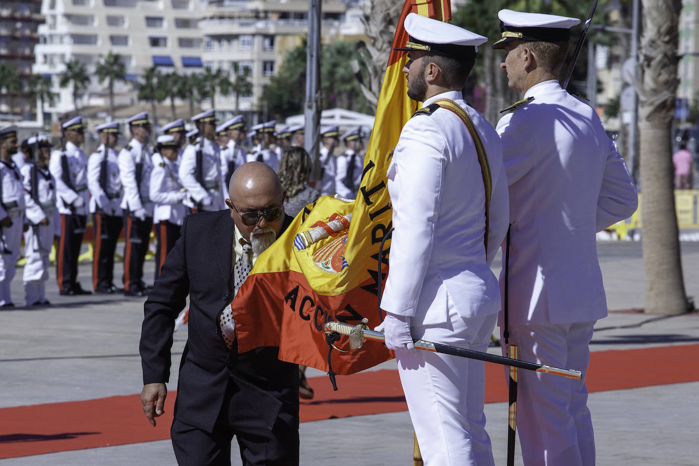 Las imágenes de la jura de bandera para civiles en Águilas