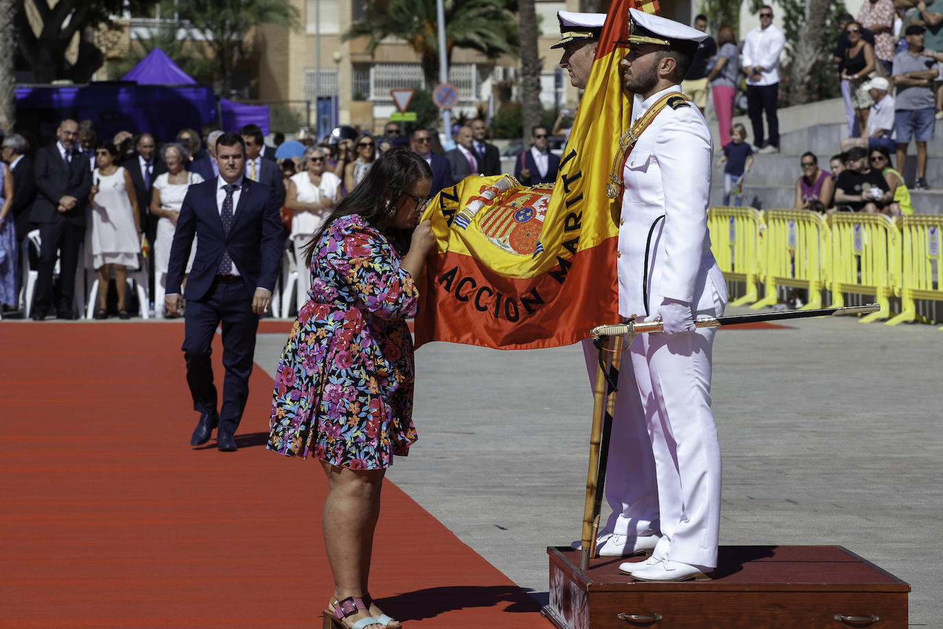 Las imágenes de la jura de bandera para civiles en Águilas