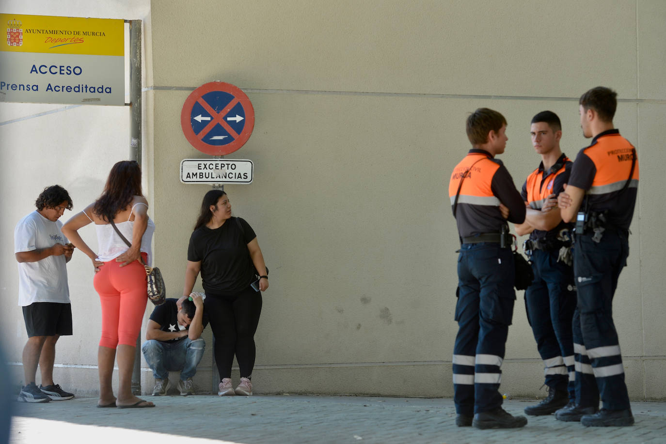 El incendio de tres discotecas de Murcia, en imágenes