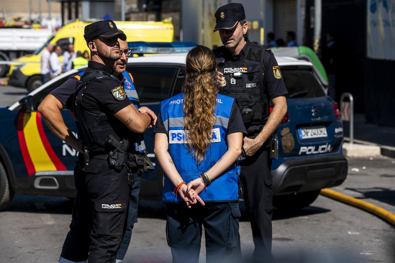 El incendio de tres discotecas de Murcia, en imágenes