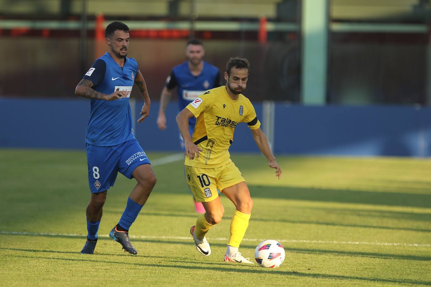 El empate del Cartagena frente al Amorebieta, en imágenes