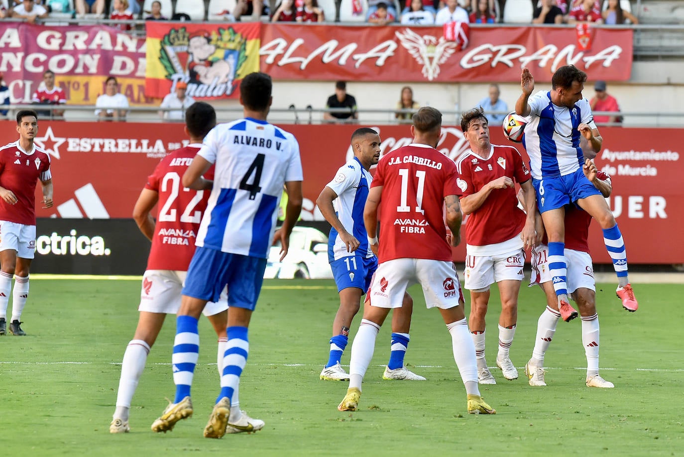 El empate del Real Murcia frente al Alcoyano, en imágenes