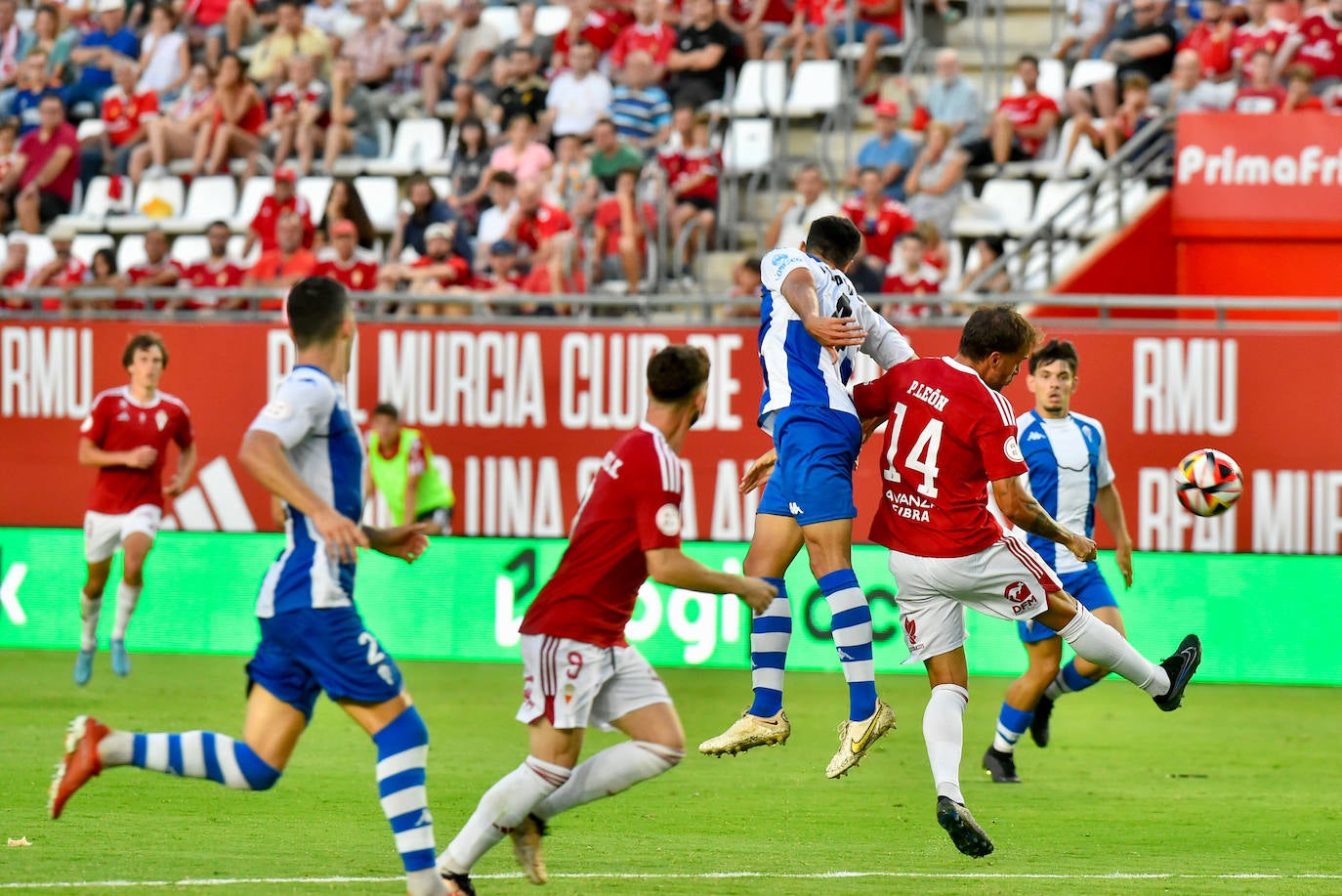 El empate del Real Murcia frente al Alcoyano, en imágenes