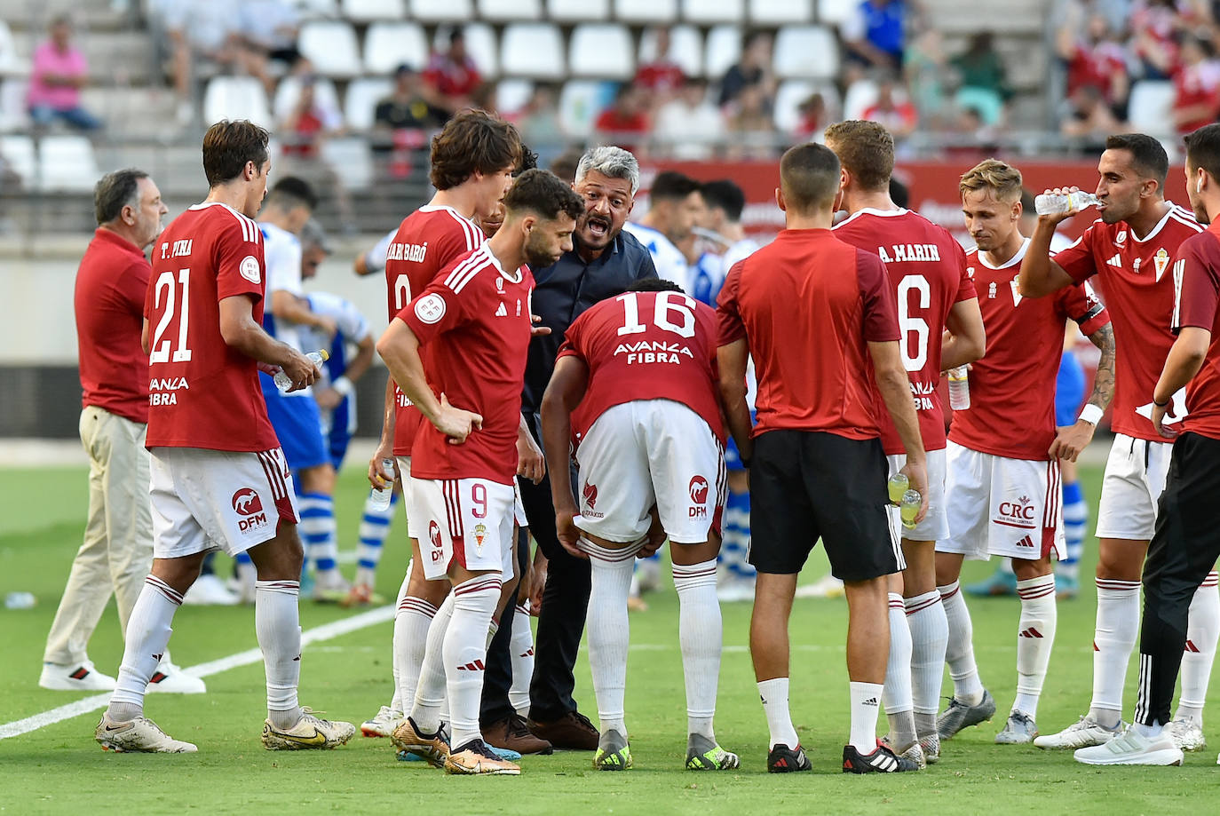 El empate del Real Murcia frente al Alcoyano, en imágenes