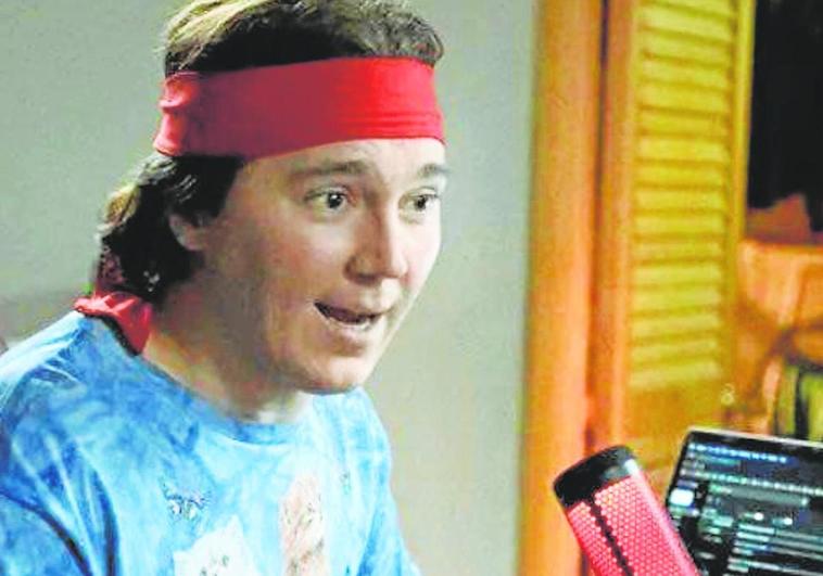 Paul Dano interpreta a Keith Gill, cabecilla de la rebelión popular.