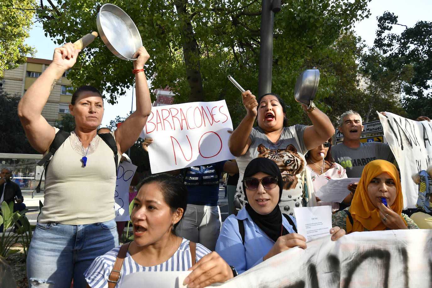 La protesta por la masificación de los centros educativos de Los Alcázares, en imágenes