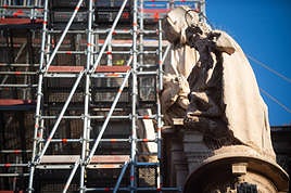 Las visitas guiadas previstas permitirán a los interesados ver de cerca, como nunca antes, los elementos escultóricos del imafronte catedralicio.