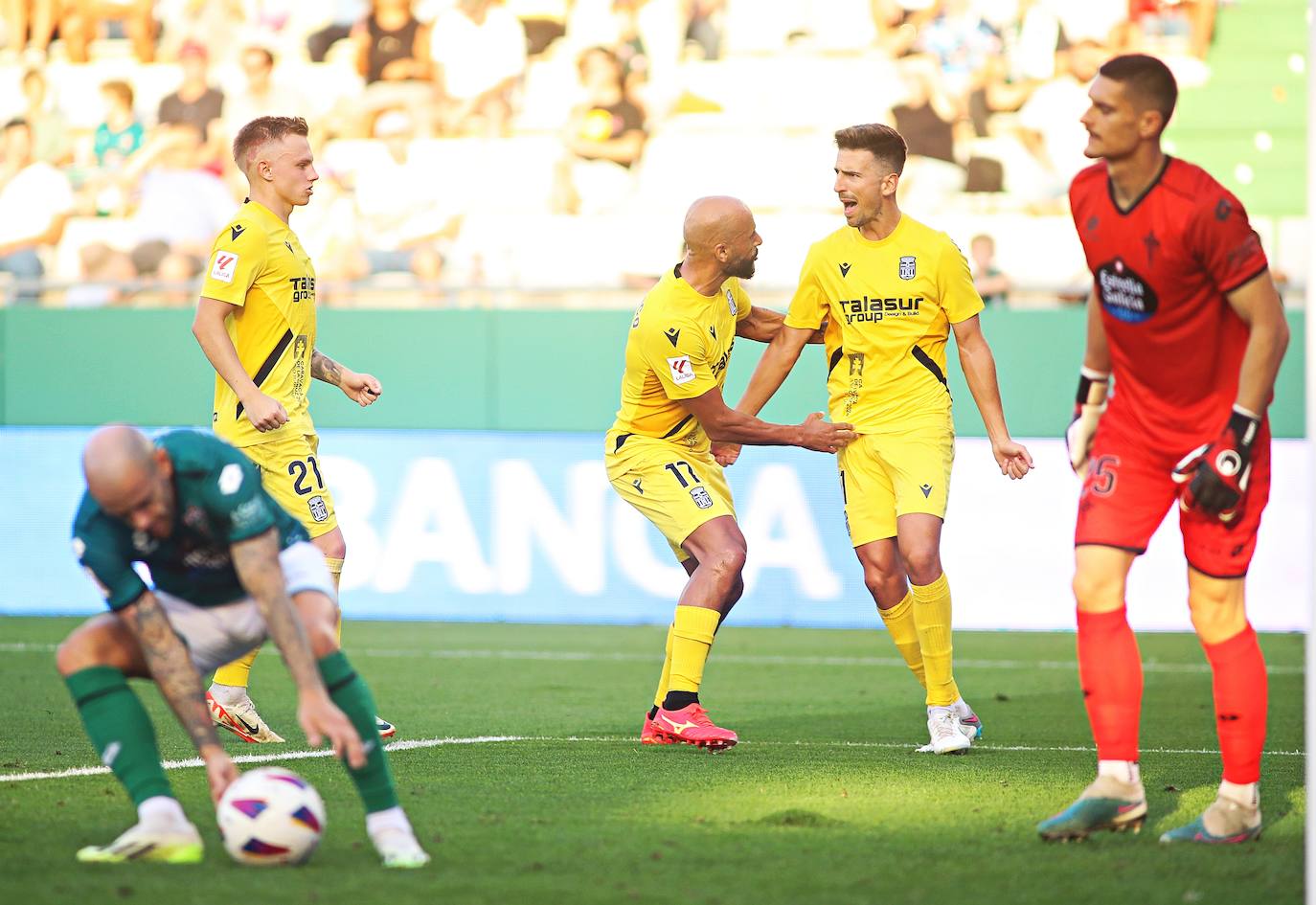 El empate del Cartagena frete al Racing Ferrol, en imágenes