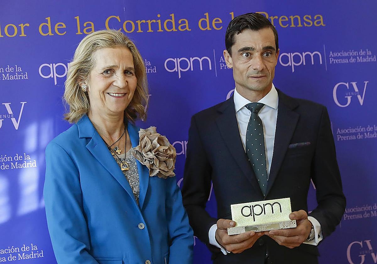 La infanta Elena y Paco Ureña.