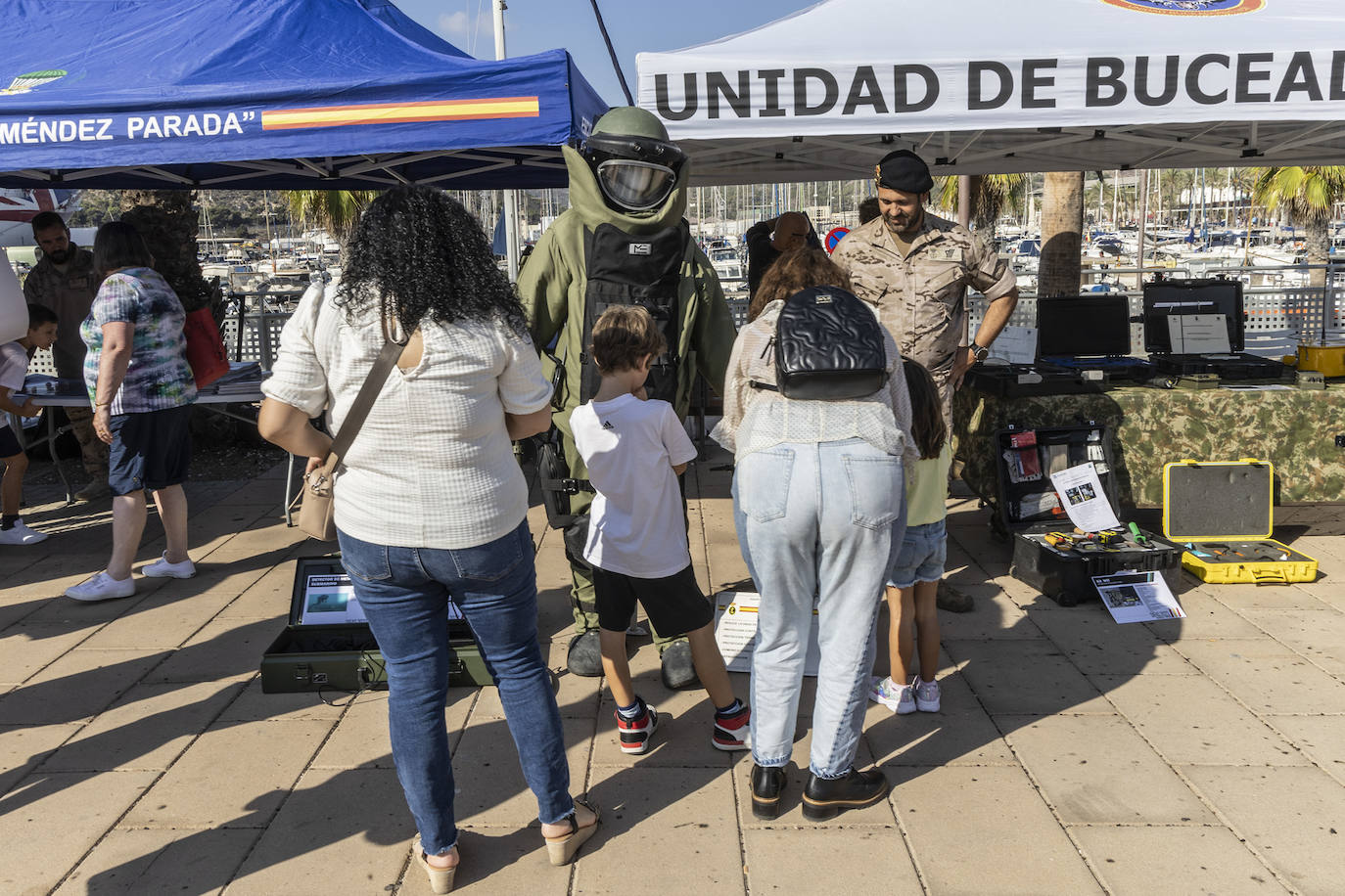 El Día de la Fiesta Nacional en Cartagena, en imágenes