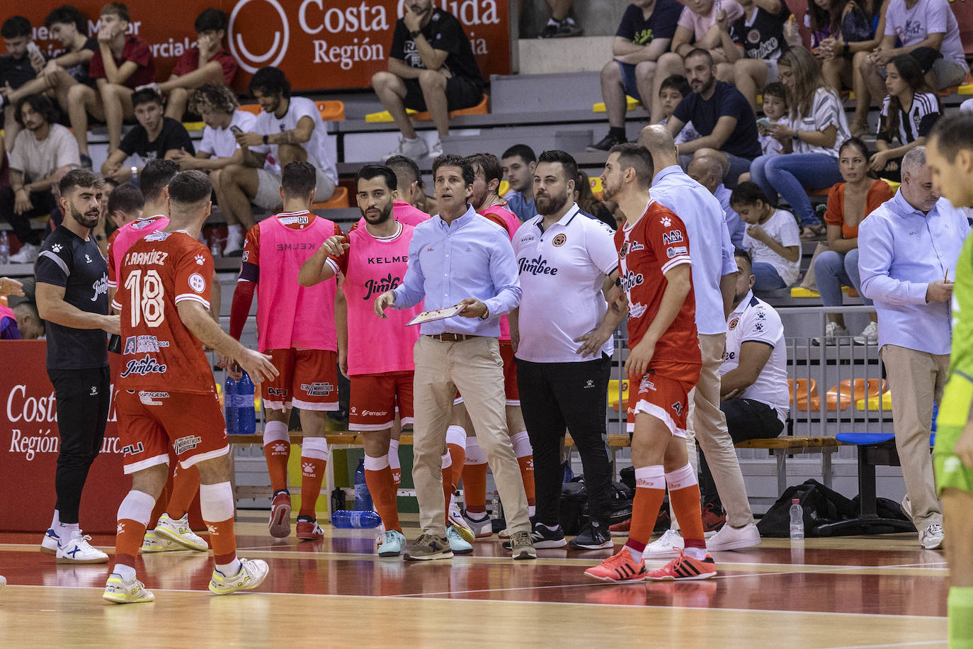 El Jimbee golea al Palma (4-2)