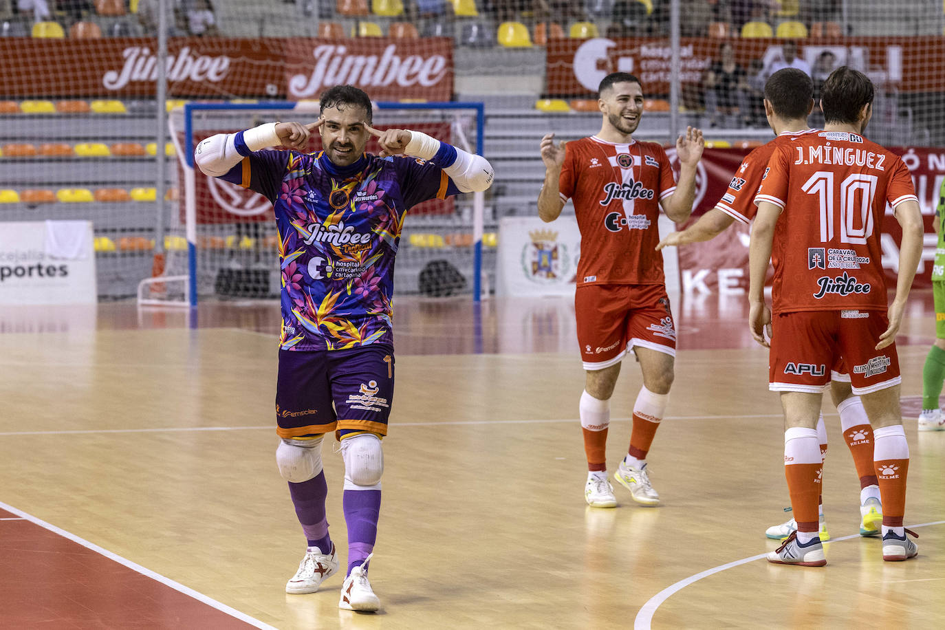 El Jimbee golea al Palma (4-2)