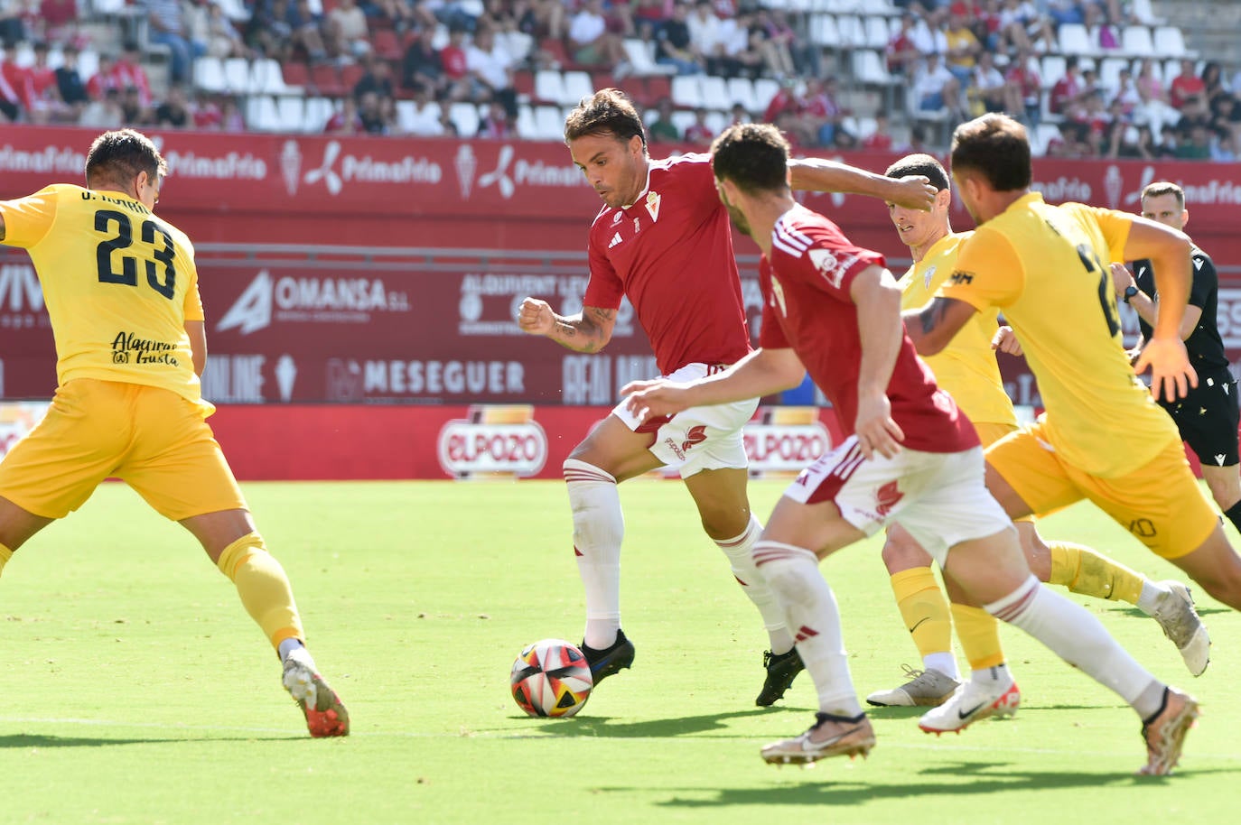 La victoria del Real Murcia frente al Algeciras, en imágenes