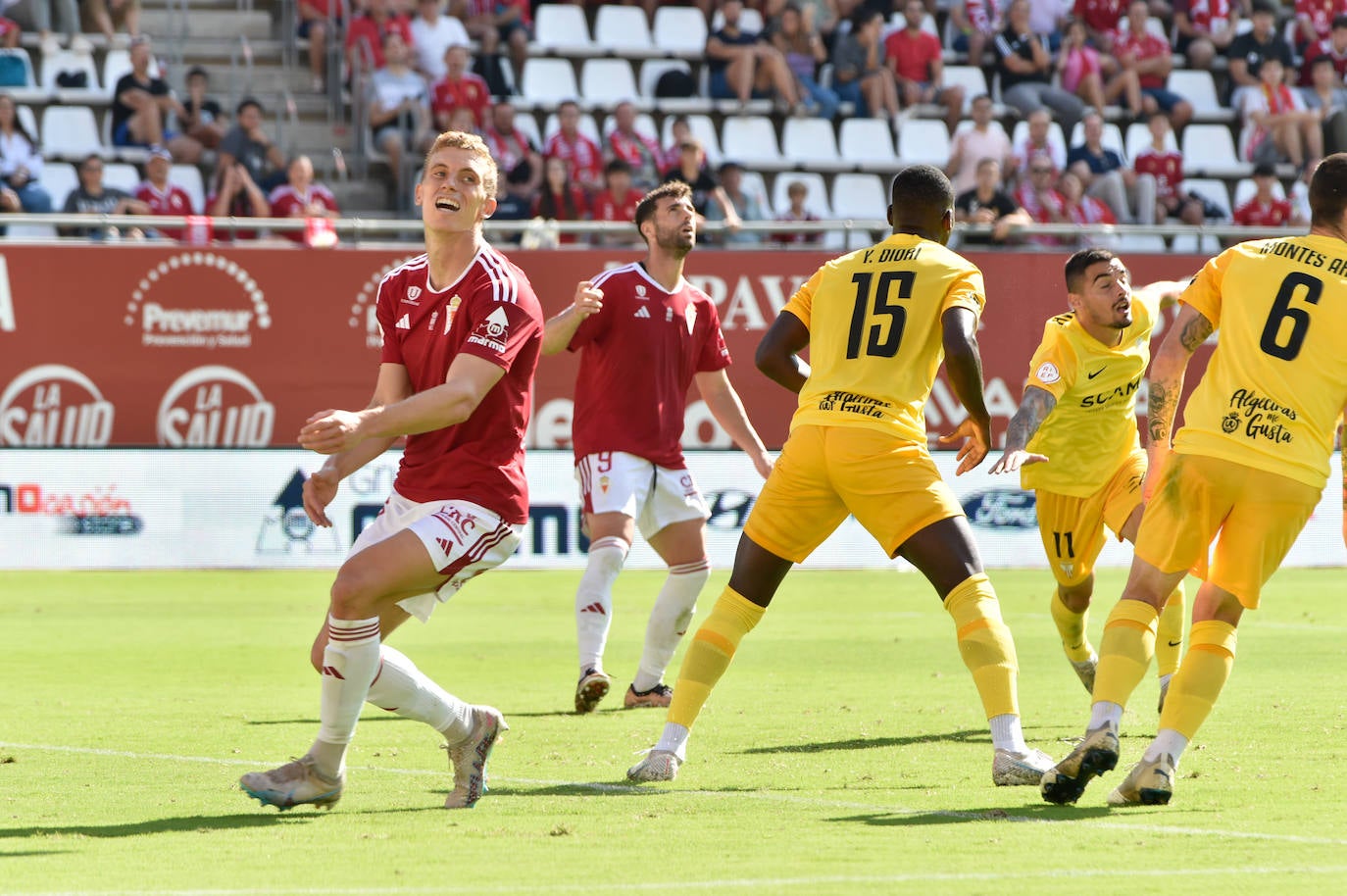La victoria del Real Murcia frente al Algeciras, en imágenes