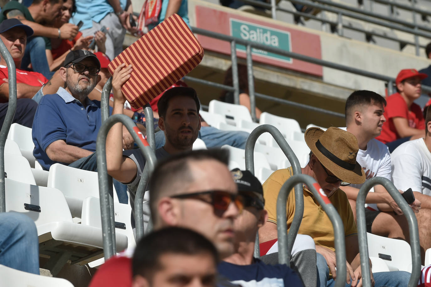 La victoria del Real Murcia frente al Algeciras, en imágenes