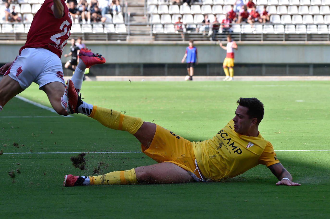 La victoria del Real Murcia frente al Algeciras, en imágenes