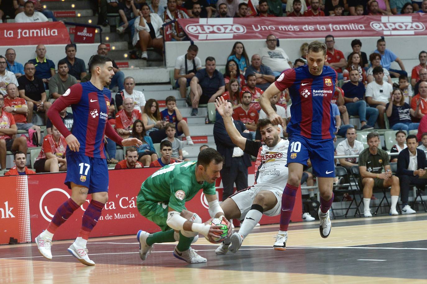 Las imágenes del partido ElPozo-Barça (2-4)