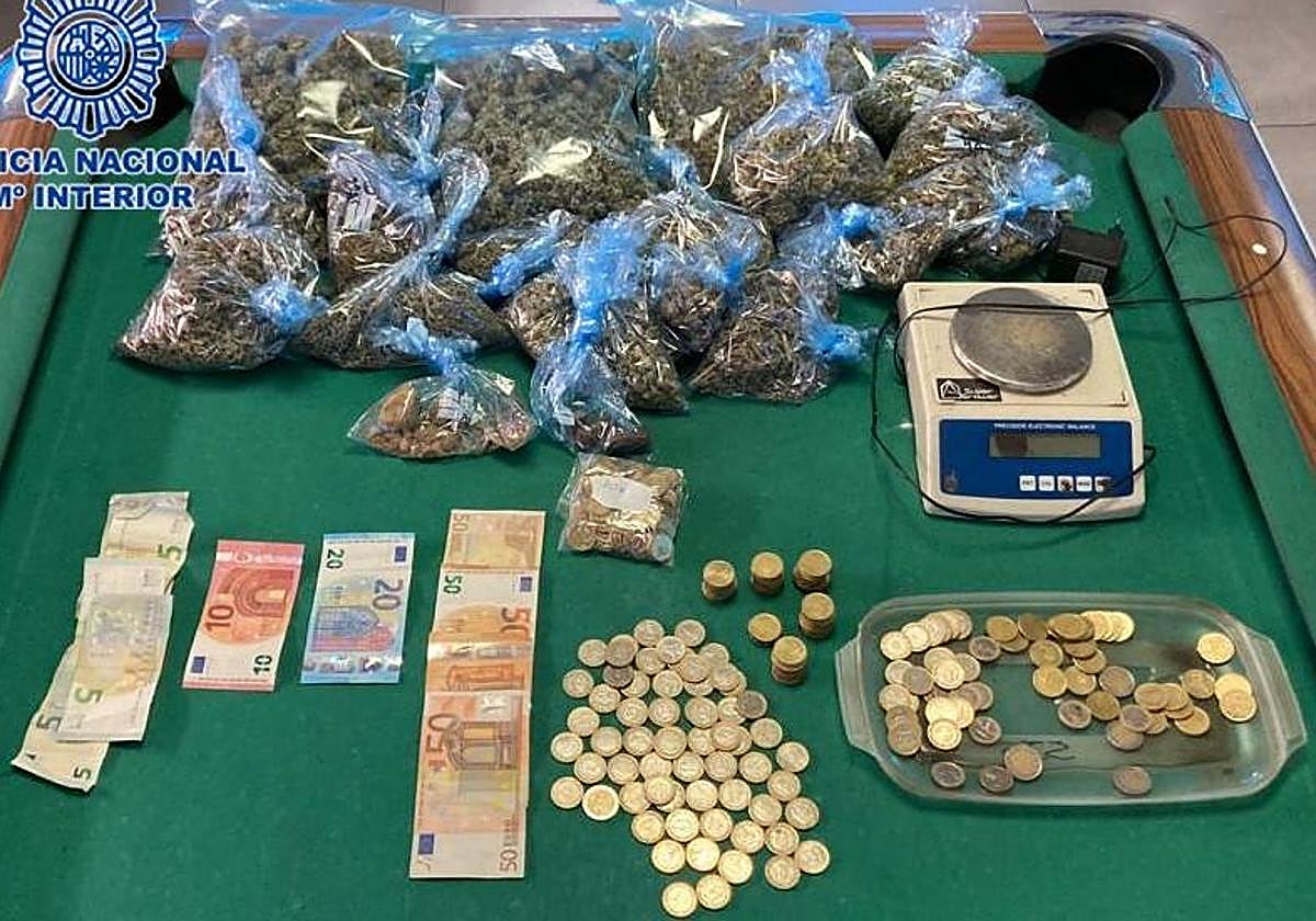 Material requisados por la Policía Nacional en los registros en Cartagena.