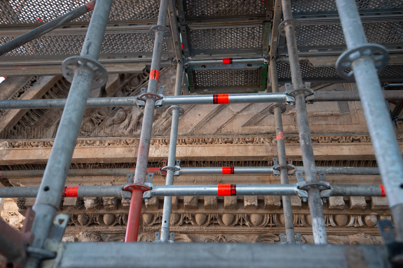 Las obras de restauración de la fachada de la Catedral de Murcia