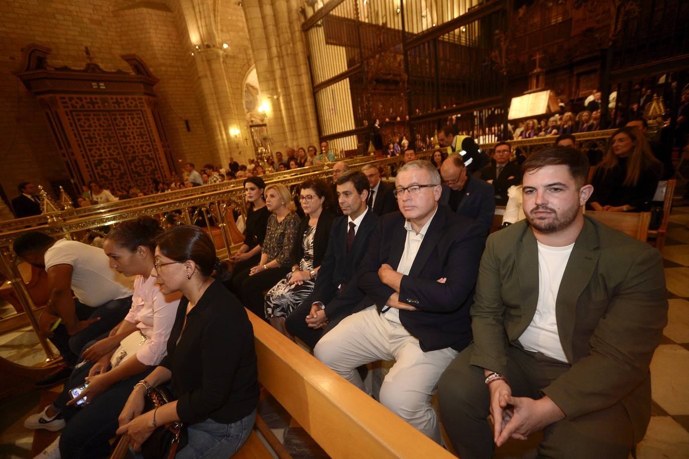 Las imágenes del funeral en la Catedral por los 13 de Atalayas