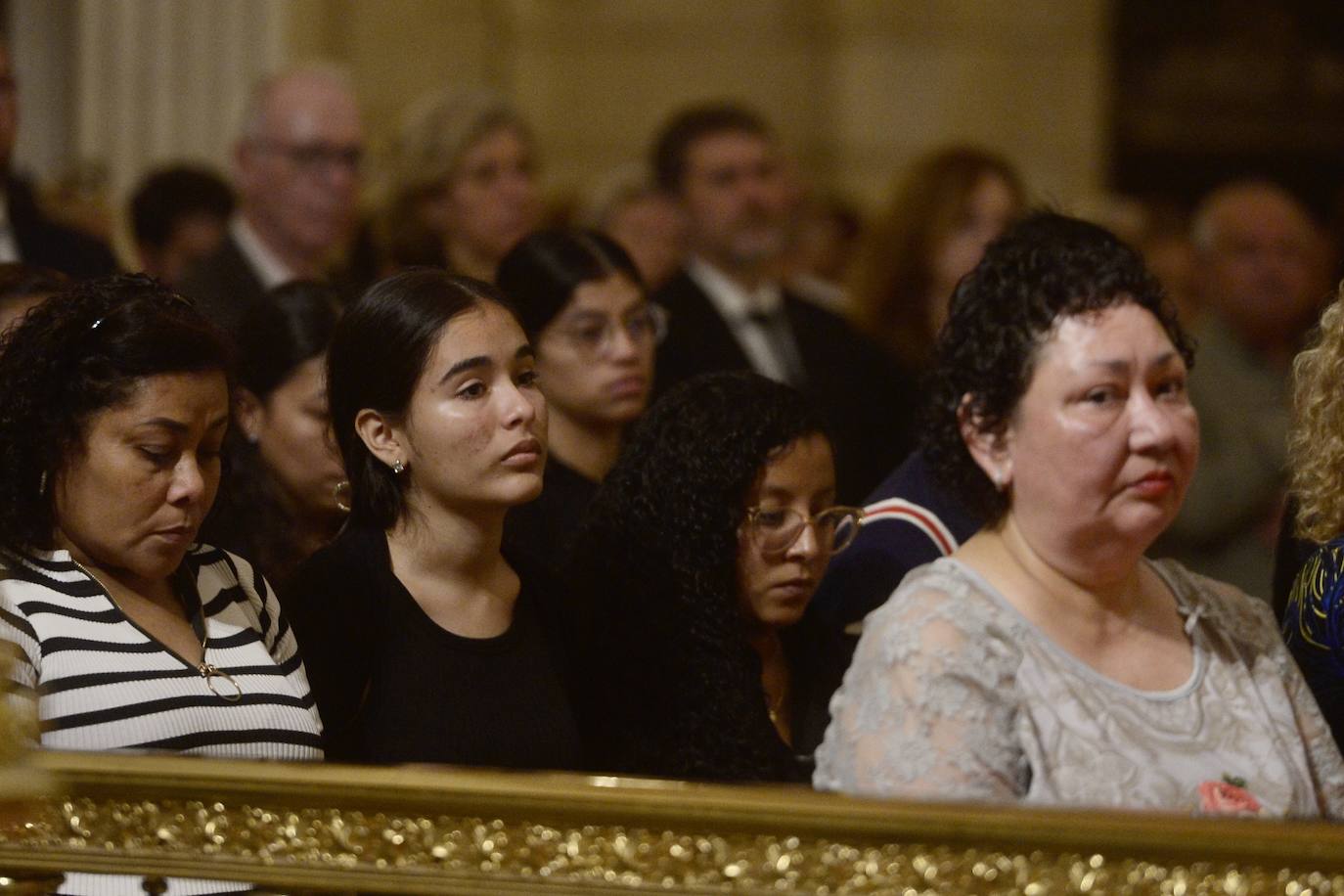 Las imágenes del funeral en la Catedral por los 13 de Atalayas