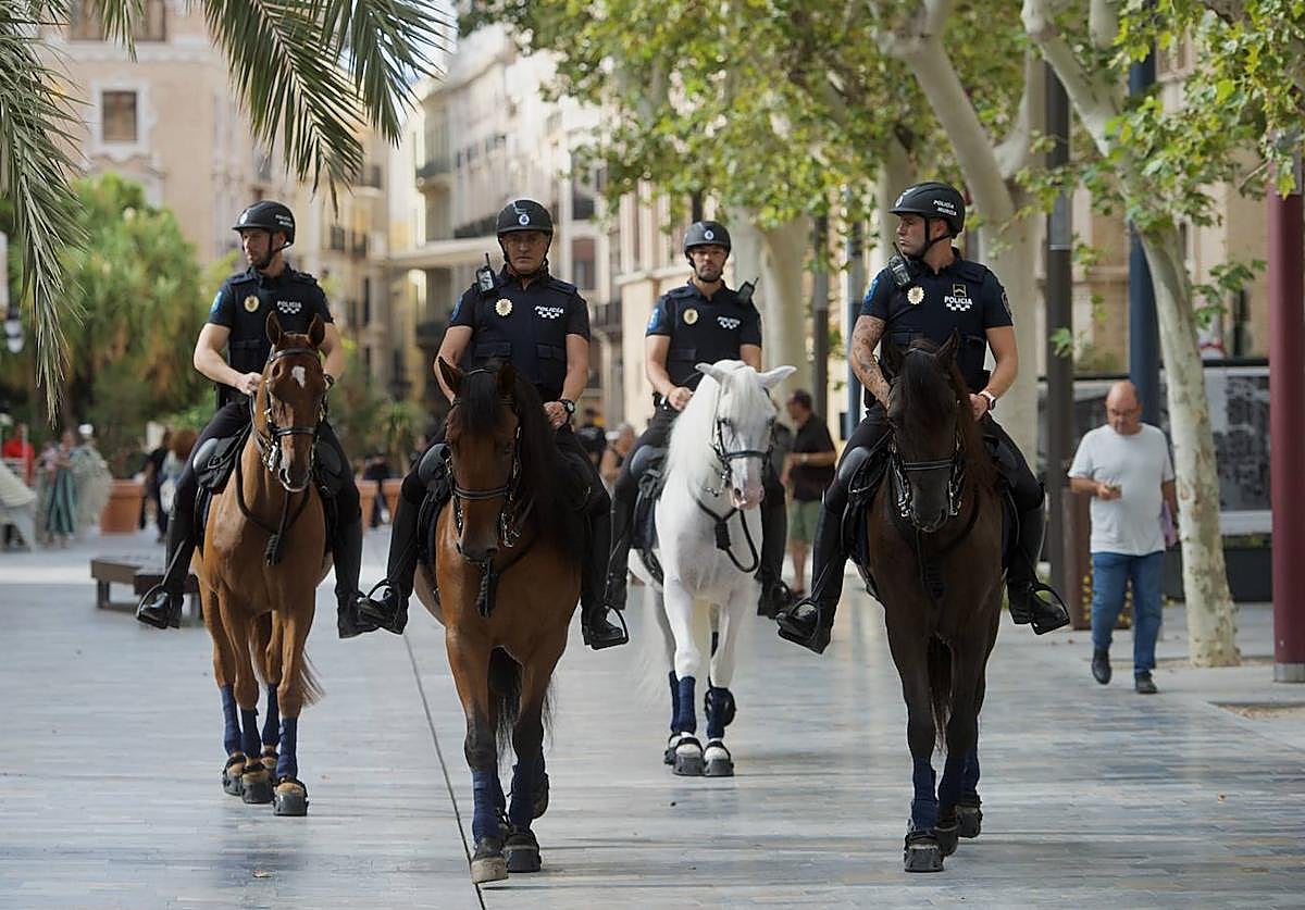 Miembros de la Unidad Especial de Caballería, el día de su representación, a finales de agosto.