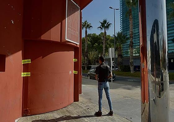 La discoteca Maná de Murcia, en Las Atalayas, precintada hace dos semanas.