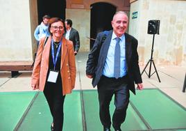 Francisca Baraza y Teodoro Estrela, ayer en las jornadas técnicas de agua de la UPCT.