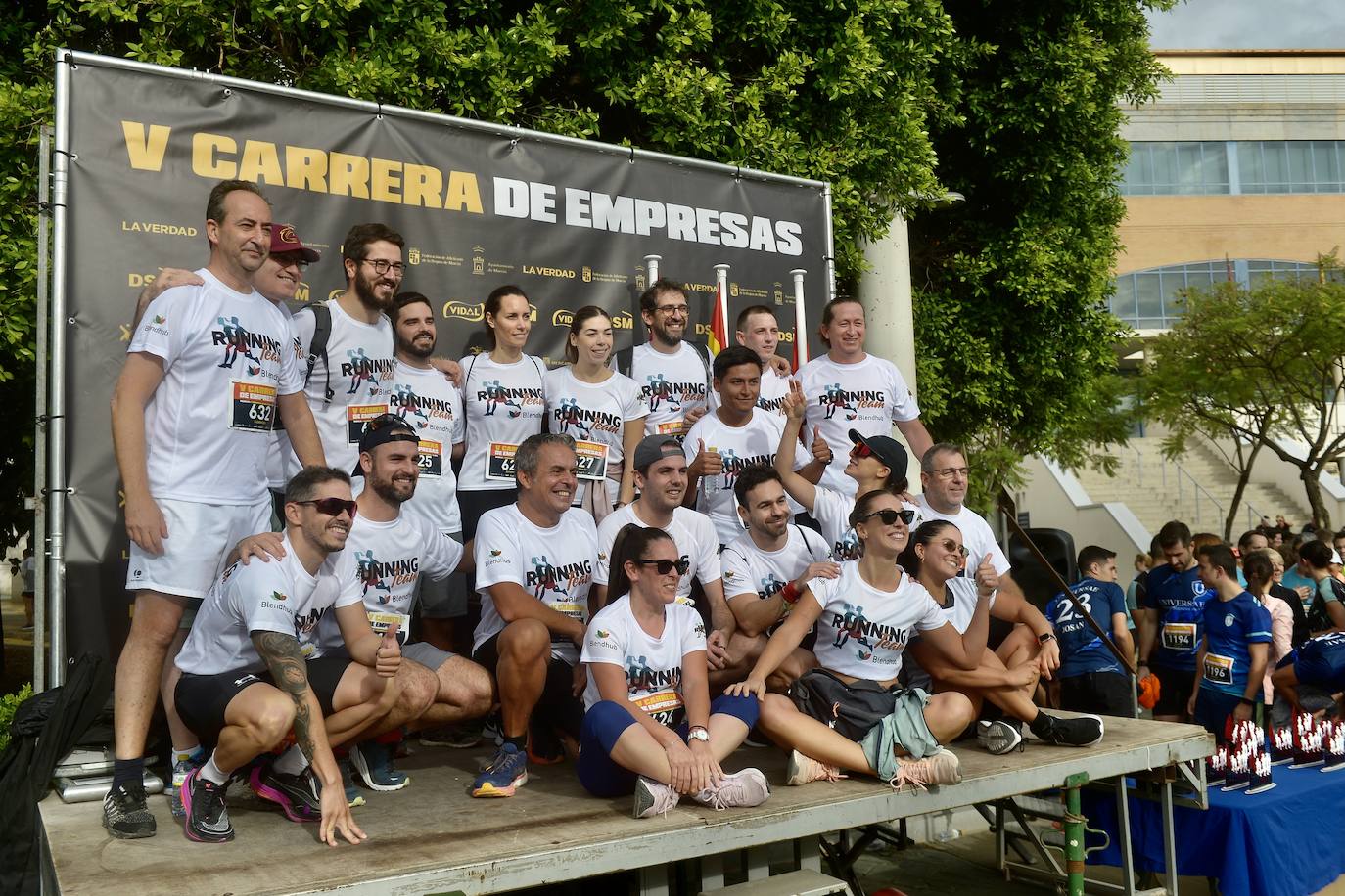 El podio de los participantes en la Carrera de Empresas de Murcia 2023