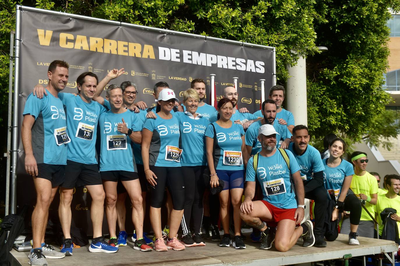 El podio de los participantes en la Carrera de Empresas de Murcia 2023