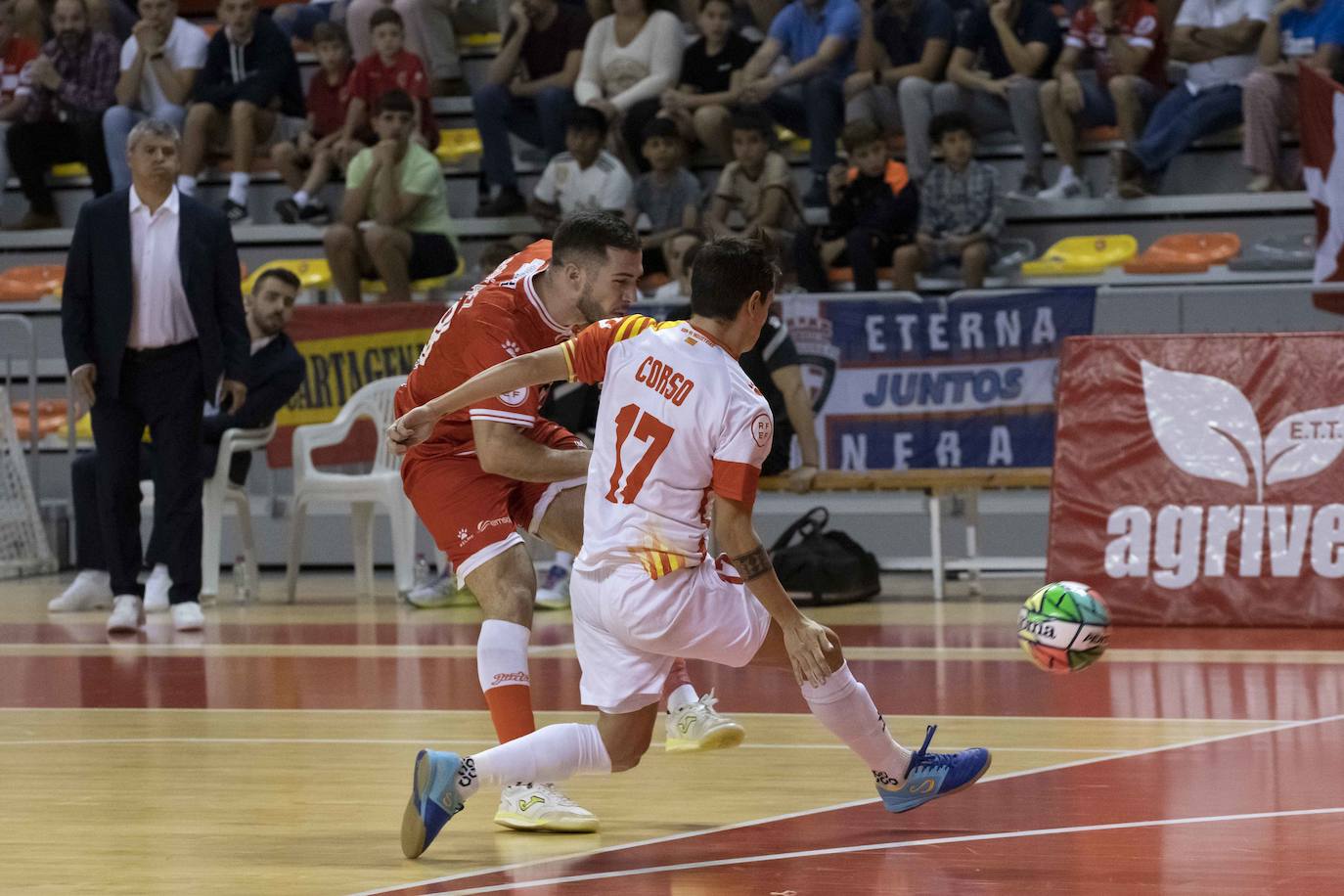 Las imágenes del Jimbee-Santa Coloma (2-2)