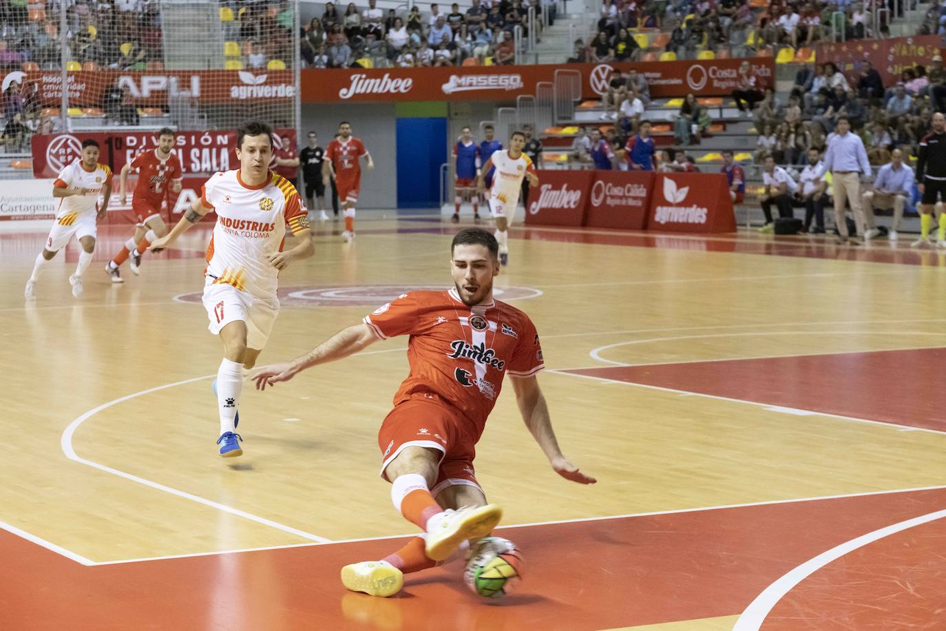 Las imágenes del Jimbee-Santa Coloma (2-2)