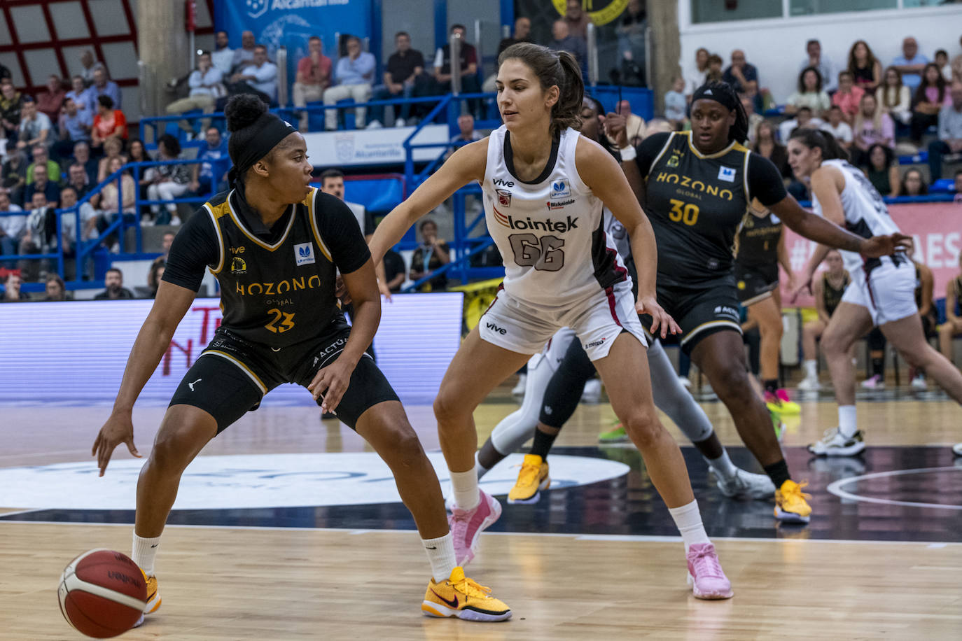 Las imágenes del patido Jairis-Gernika (55-66)