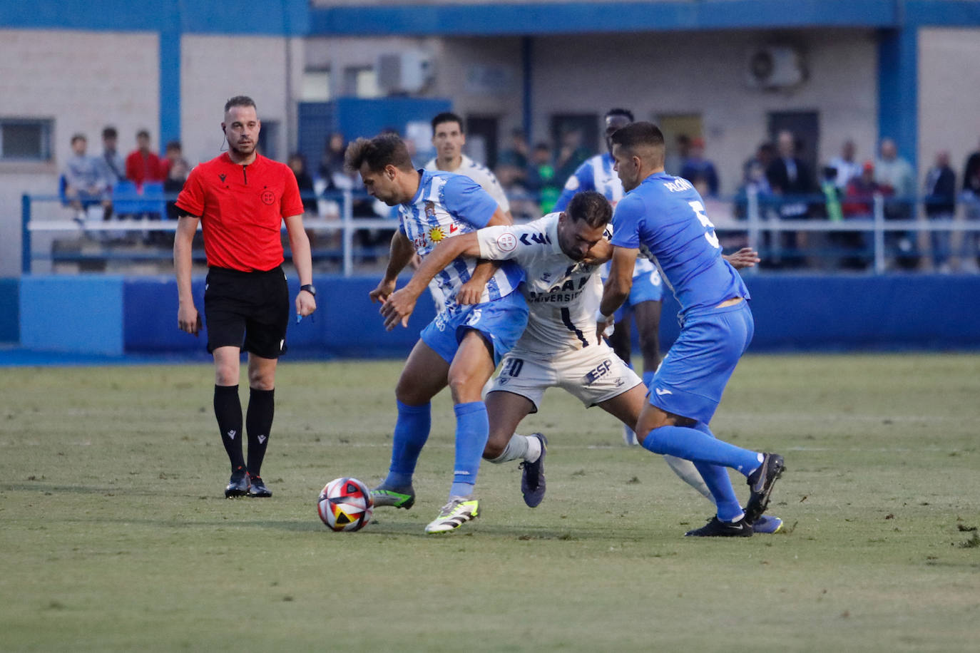 Las imágenes del Águilas-UCAM Murcia (1-0)