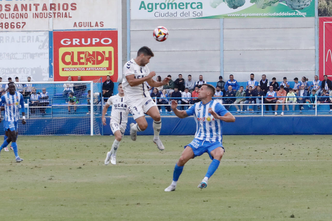 Las imágenes del Águilas-UCAM Murcia (1-0)
