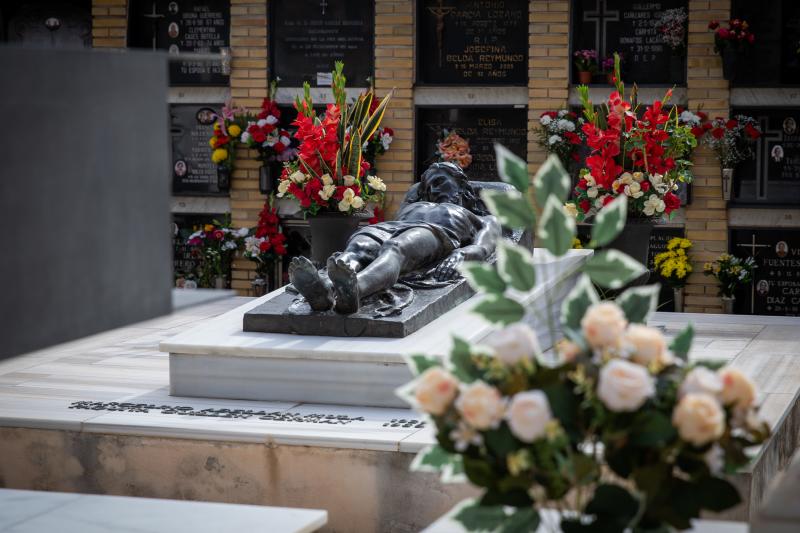 El día de Todos los Santos en Orihuela, en imágenes