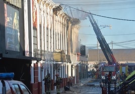El incendio en las discotecas de la zona de ocio de Atalayas en Murcia comenzó en la madrugada del domingo, 1 de octubre.