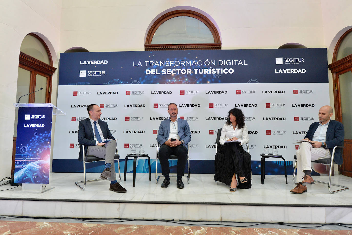 La jornada de Segittur sobre transformación digital del sector turístico en Murcia, en imágenes