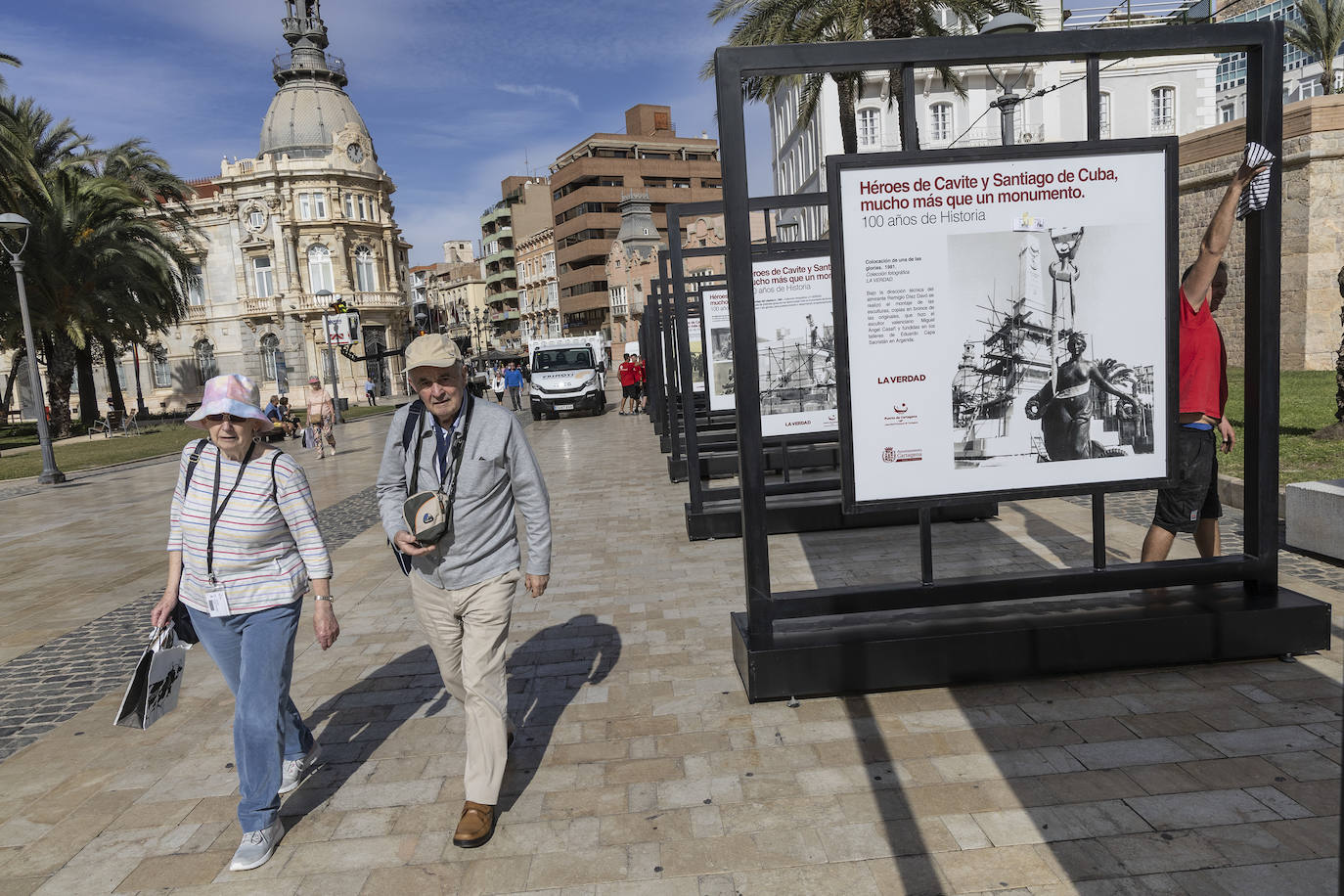 Exposición por el centenario del monumento Héroes de Cavite en Cartagena