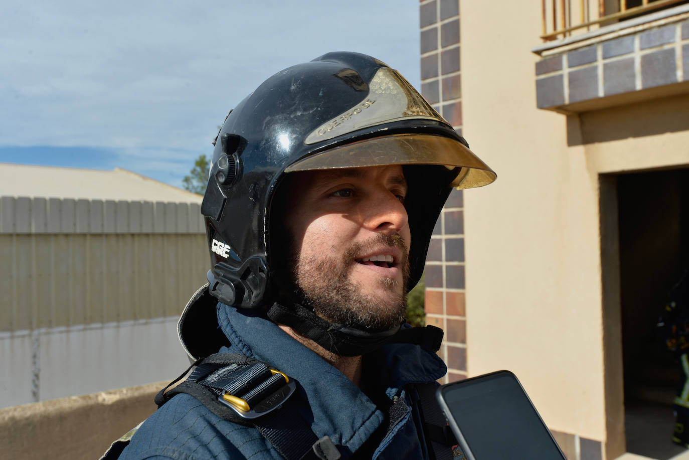 Las prácticas de los alumnos de la academia de formación de bomberos del CEIS, en imágenes